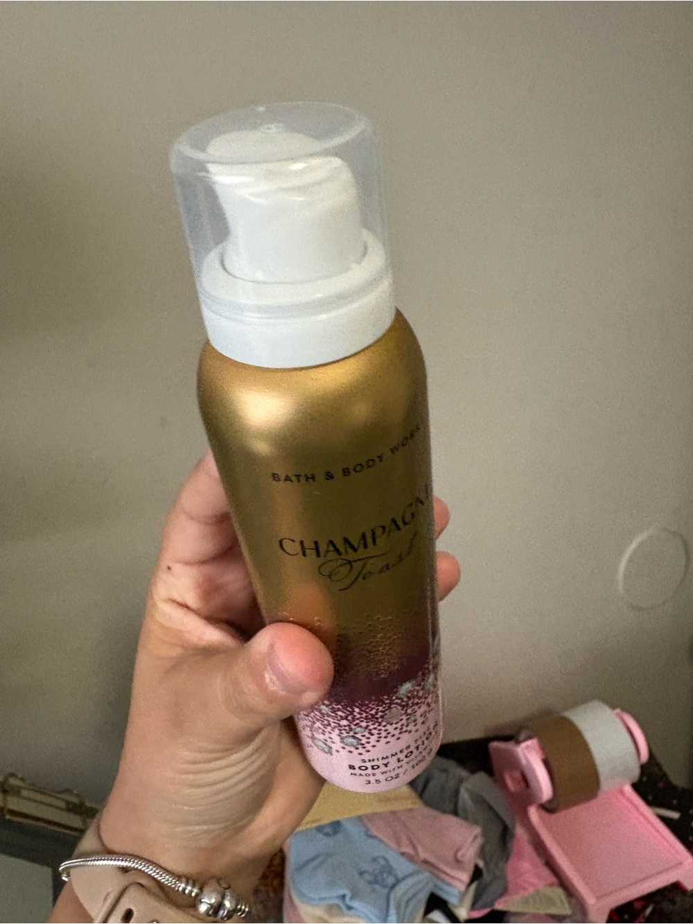 Champagne Toast Shimmer Fizz Body Lotion - Picture 5 of 6